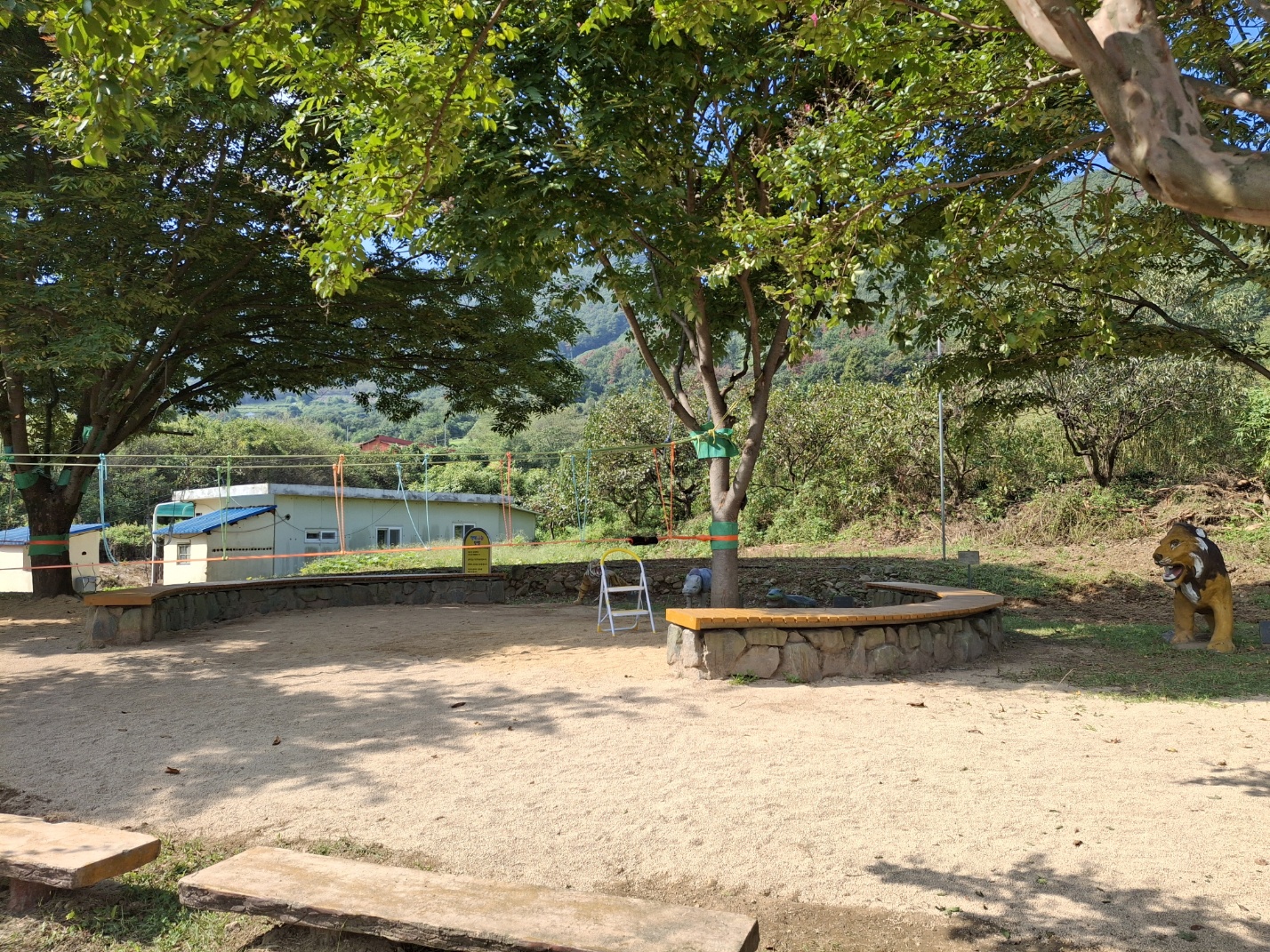 매화동산 화단보수공사 실시